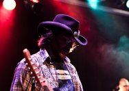 16.04.2011 Simoen Souls Charger