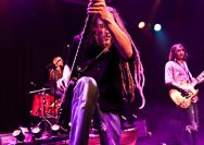 16.04.2011 Simoen Souls Charger