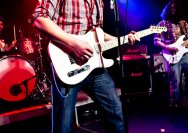 19.11.2011 Antifa Konzer mit Red Tape Parade und Vorlaut