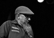       20.10.2011 Umsonst und Drinnen mit Los Tacos Blues Band