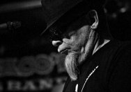       20.10.2011 Umsonst und Drinnen mit Los Tacos Blues Band