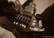 23.03.2011 Umsonst und Drinnen mit Toys get lost und Gomukhasana
