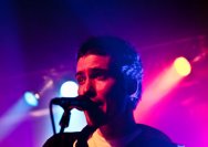 23.03.2011 Umsonst und Drinnen mit Toys get lost und Gomukhasana