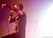 23.03.2011 Umsonst und Drinnen mit Toys get lost und Gomukhasana