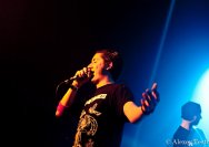 23.03.2011 Umsonst und Drinnen mit Toys get lost und Gomukhasana
