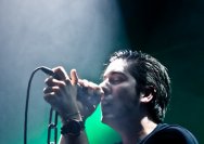23.03.2011 Umsonst und Drinnen mit Toys get lost und Gomukhasana