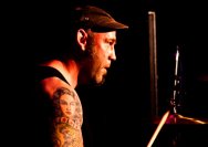 30.03.2011 Umsonst und Drinnen mit Rotten Jonnys und Ramonas