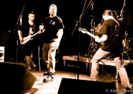 30.03.2011 Umsonst und Drinnen mit Rotten Jonnys und Ramonas