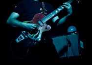18.01.2012 Umsonst und Drinnen mit Phil and the gogo girls from hell und General Riot