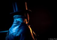 18.01.2012 Umsonst und Drinnen mit Phil and the gogo girls from hell und General Riot