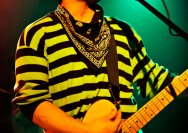 18.01.2012 Umsonst und Drinnen mit Phil and the gogo girls from hell und General Riot