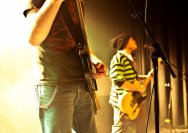 18.01.2012 Umsonst und Drinnen mit Phil and the gogo girls from hell und General Riot