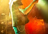 18.01.2012 Umsonst und Drinnen mit Phil and the gogo girls from hell und General Riot
