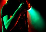 18.01.2012 Umsonst und Drinnen mit Phil and the gogo girls from hell und General Riot