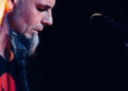 17.12.2014 Umsonst und Drinnen mit Ramonas und Oysterfight