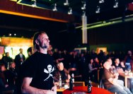 17.12.2014 Umsonst und Drinnen mit Ramonas und Oysterfight