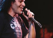 17.12.2014 Umsonst und Drinnen mit Ramonas und Oysterfight