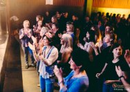 22.01.2014 Umsonst und Drinnen mit Achterwahn und Kuzza