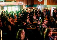 26.03.2014 Umsonst und Drinnen mit Song Of The Day und Diven &amp; Diverses