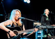 26.03.2014 Umsonst und Drinnen mit Song Of The Day und Diven &amp; Diverses