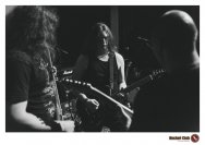 29.03.2017 Umsonst und Drinnen - Don´t Drop The Sword und Sektor
