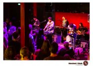 05.04.2019 Umsonst und Drinnen - Francis Jones, First Breath After Coma