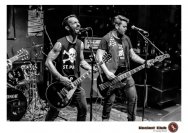 10.04.2019 Umsonst und Drinnen - Major, Dirty Dogs
