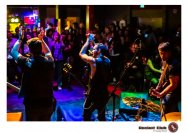 10.04.2019 Umsonst und Drinnen - Major, Dirty Dogs