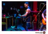 10.04.2019 Umsonst und Drinnen - Major, Dirty Dogs